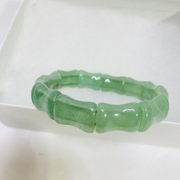 Green Jade Gemstone Translucent Band Stretch Bracelet Fashion Womans - Picture 6 of 10